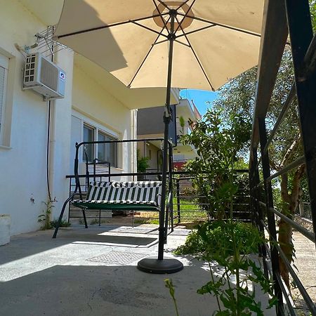 Kalamitsa Apartment By The Beach Кавала Экстерьер фото