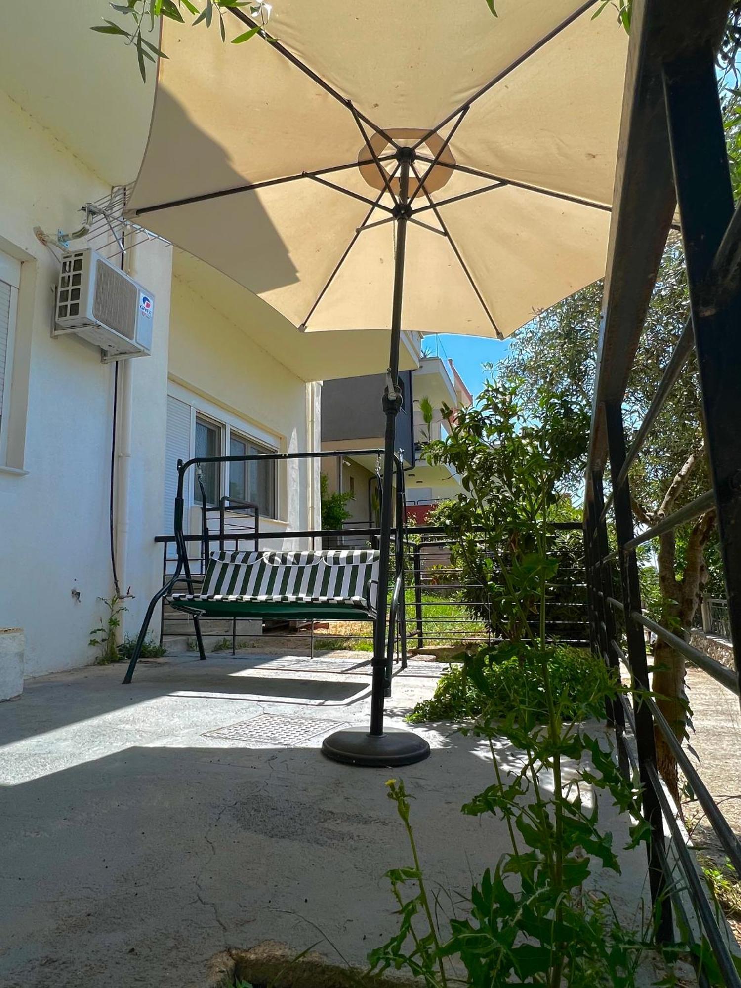 Kalamitsa Apartment By The Beach Кавала Экстерьер фото